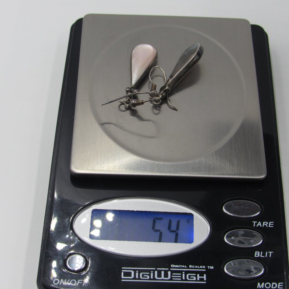 Vintage Rustic Long White Shell Dangle Earrings - image 5